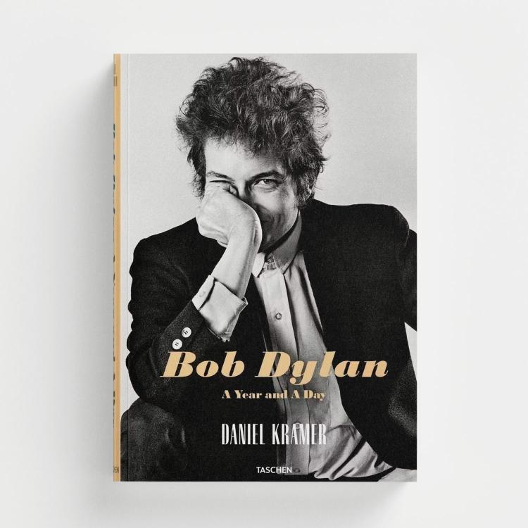 Bob Dylan. A Year and a Day portada.