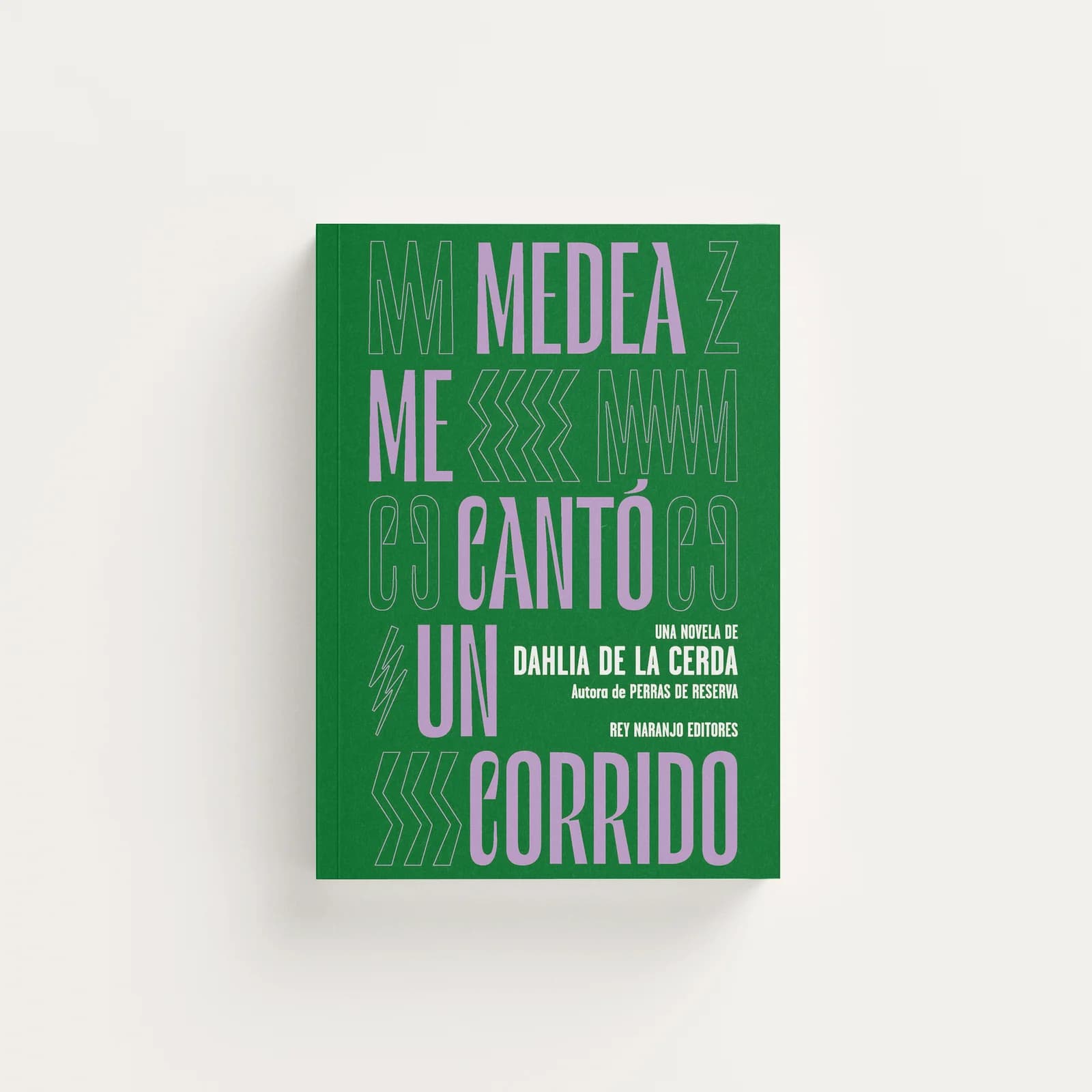 Medea me cantó un corrido
