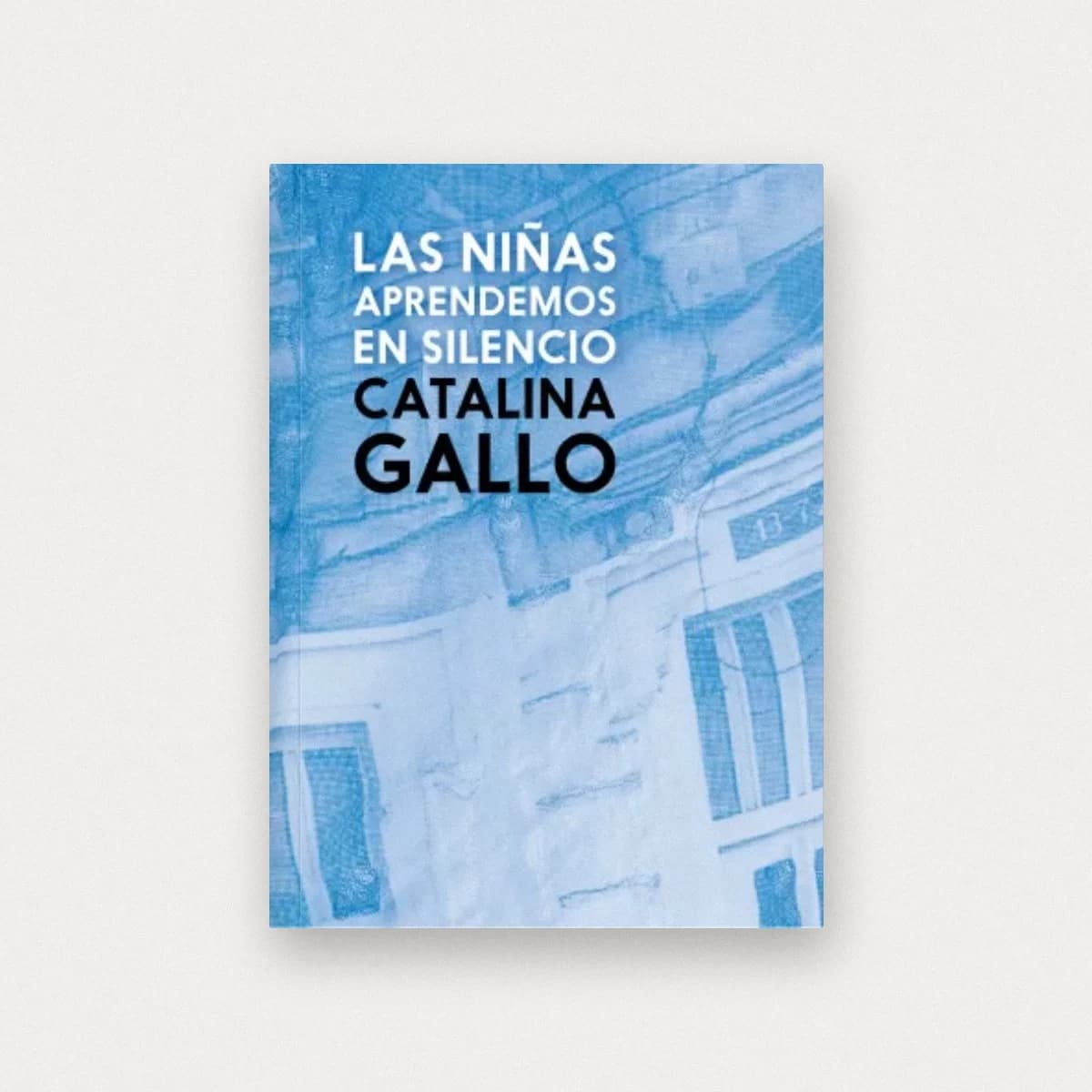 Las niñas aprendemos en silencio