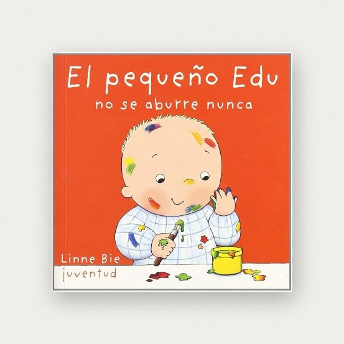 El pequeño Edu no se aburre