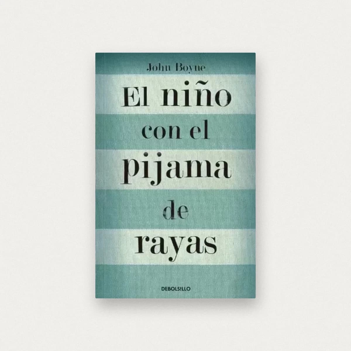 El niño con el pijama de rayas