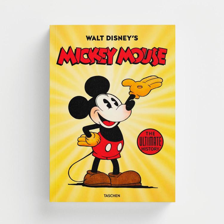 Walt Disney's Mickey Mouse portada.