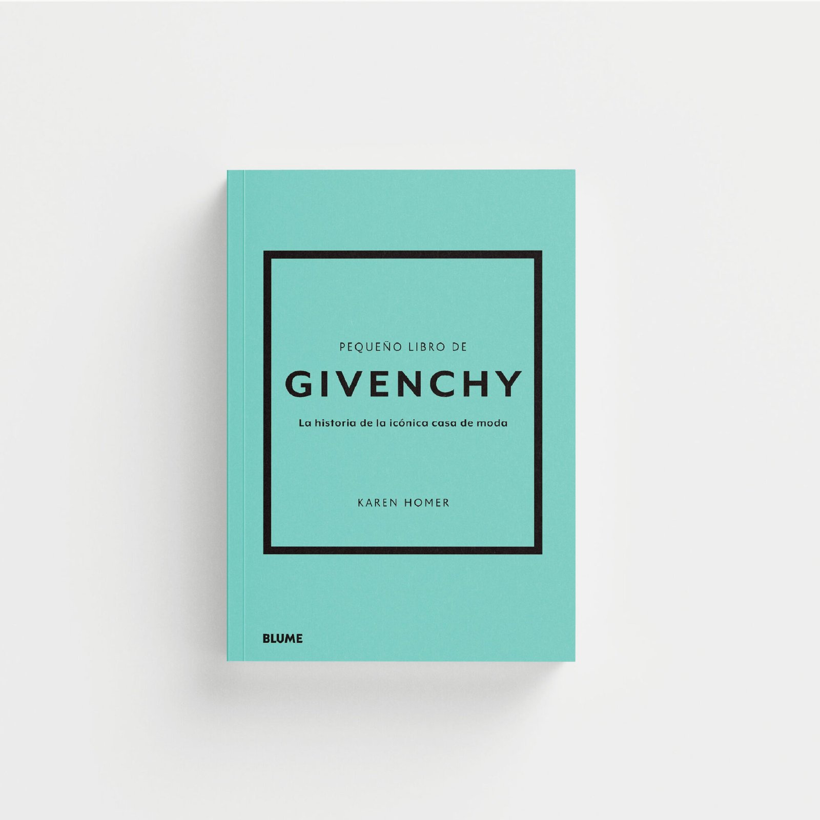 Pequeño libro de Givenchy