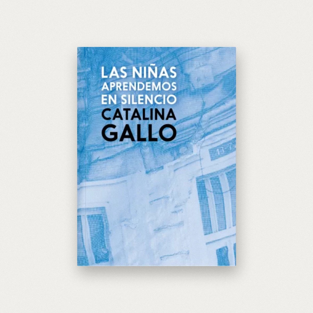 Las niñas aprendemos en silencio